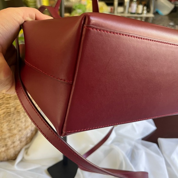 Furla Red Shoulder Bag Elegant Leather Design - Picture 6 of 12